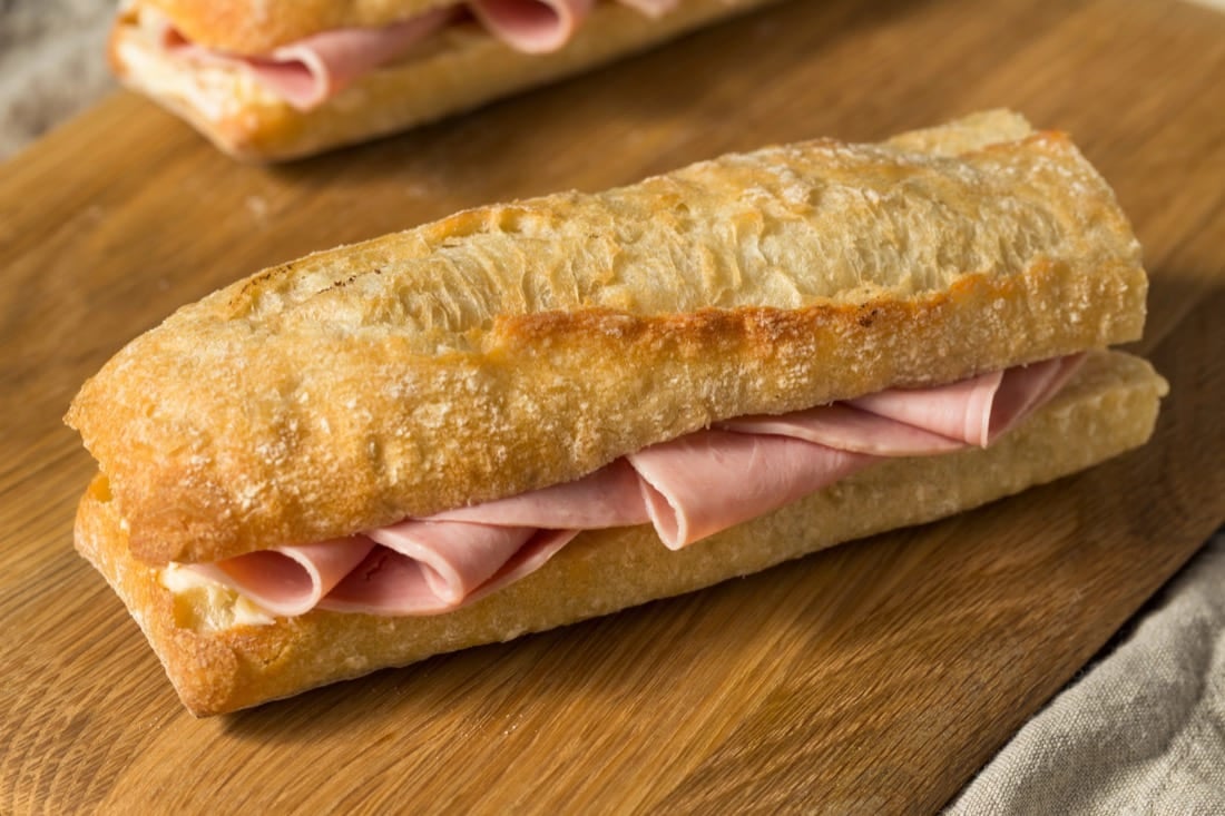 La Baguette et le Jambon-Beurre